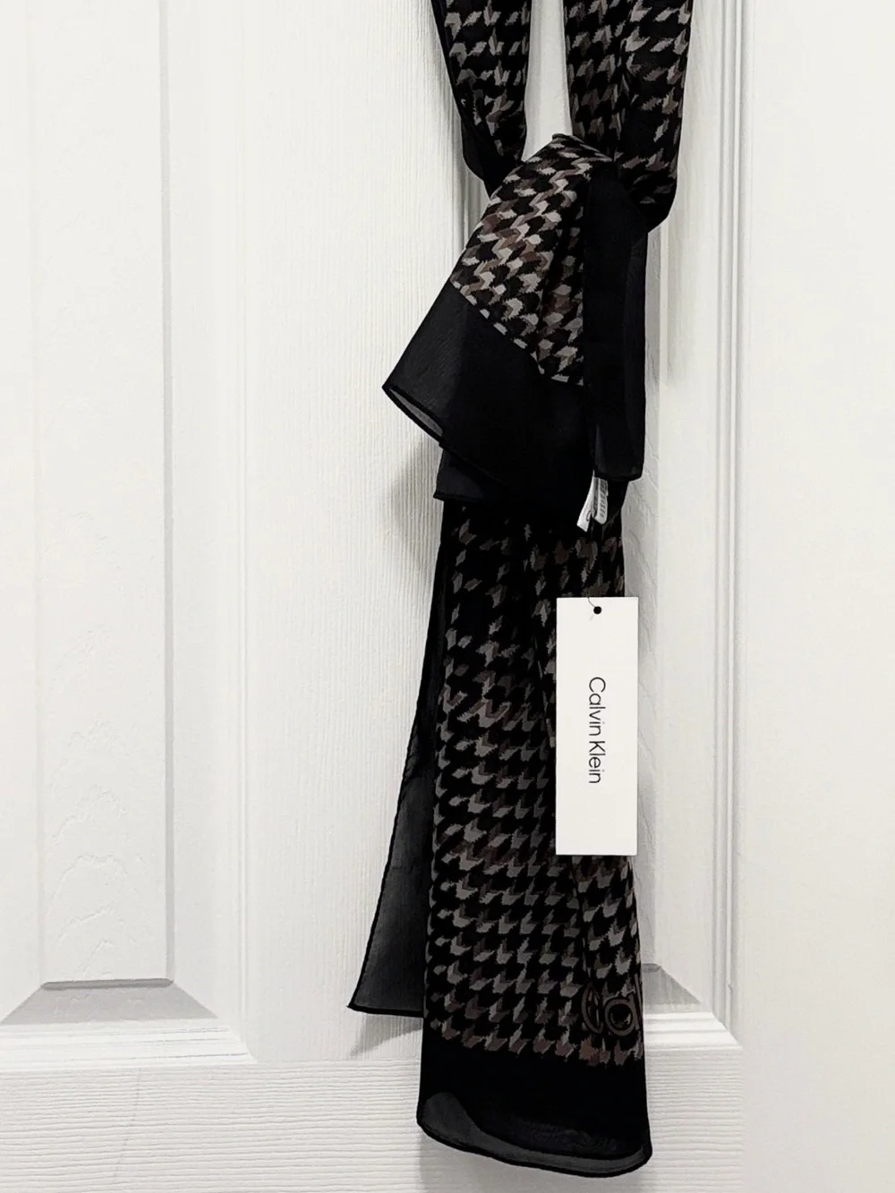 Calvin Klein Black and Brown Houndstooth Lightweight Scarf